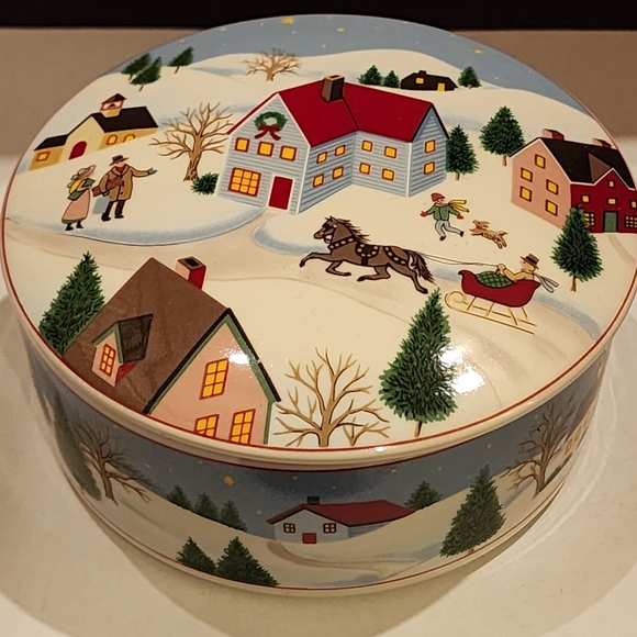 Mikasa Holiday Village Covered Candy Dish - Picture 2 of 7